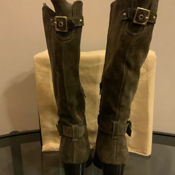 Coach Boots - Picture 2 of 6